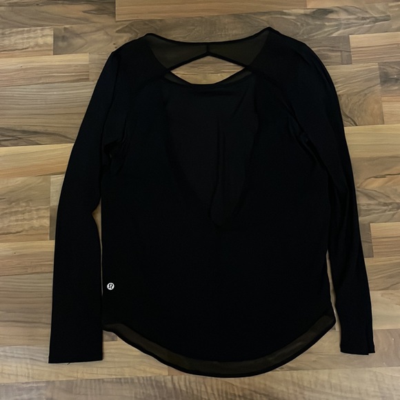 Black Lululemon long sleeve - Picture 2 of 4